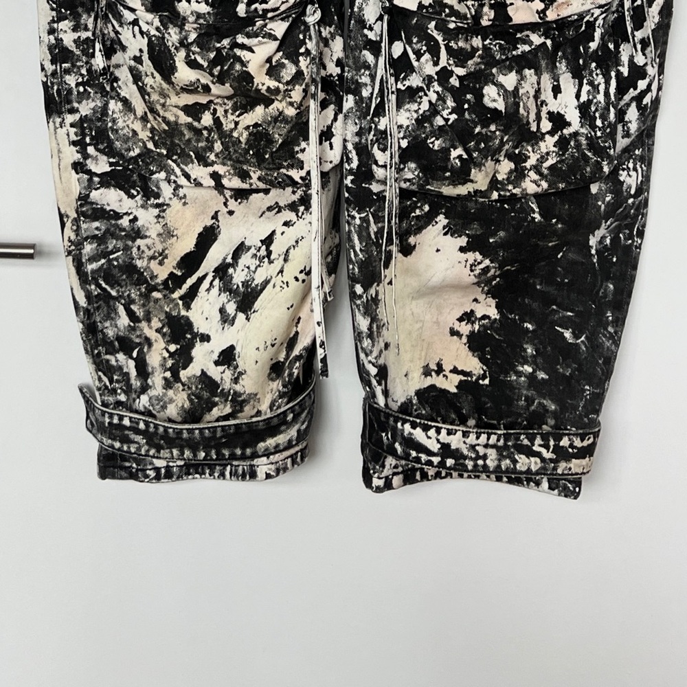 The Attico Fern black cream white abstract camo print wide leg cargo jean pants - Picture 9 of 16